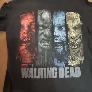 Walking Dead Shirt Size Medium